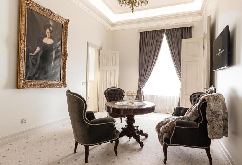 Deluxe Suite King Bed, Villa Friedheim