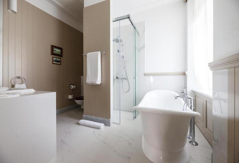 سوئیت با تخت بزرگ, Villa Friedheim