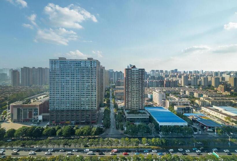 اتاق استاندارد با تخت بزرگ, W Changsha