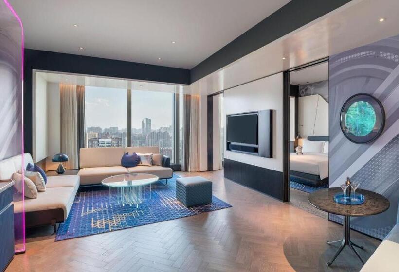 سوییت, W Changsha