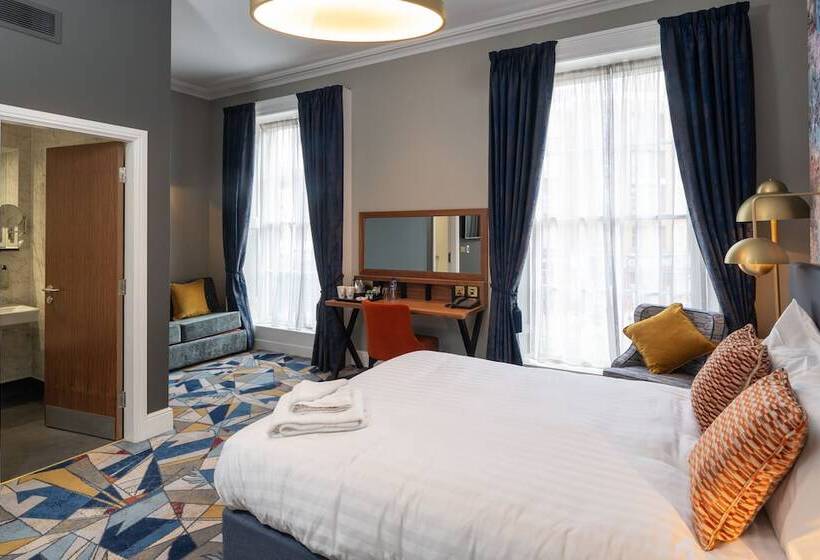 패밀리 룸, Keavan S Port Hotel , Dublin