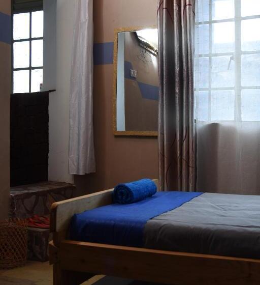 اتاق لوکس یک تخته, Santaviva