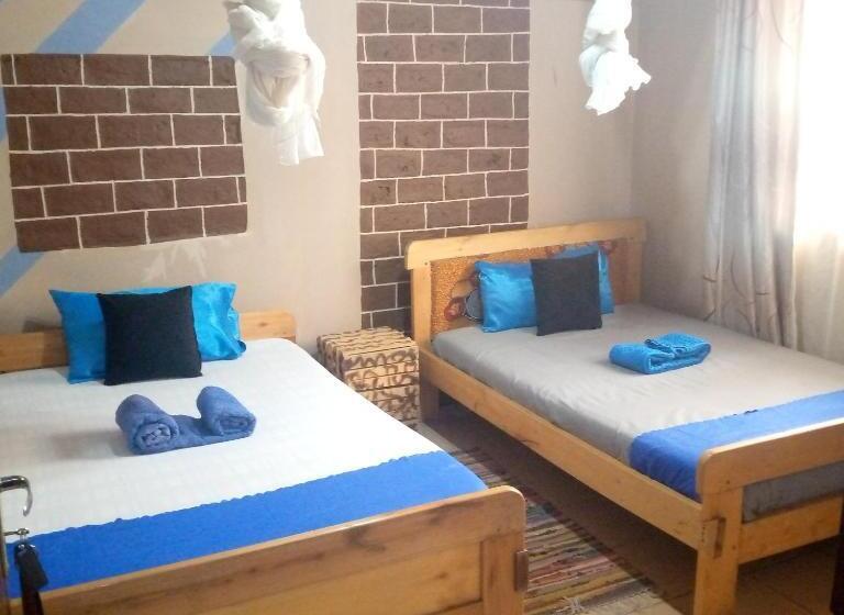 اتاق اکونومی, Santaviva