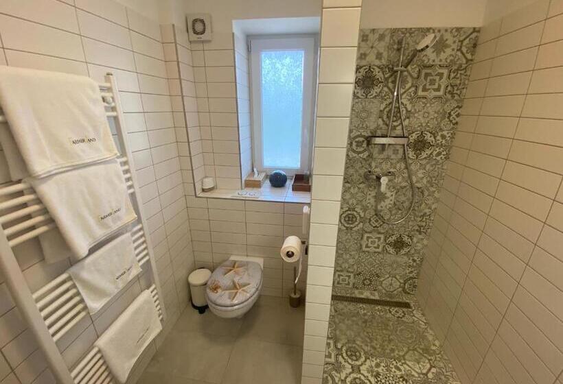 스탠다드 발코니 룸, Farmerland