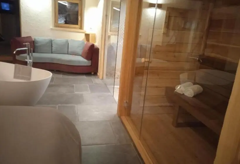 デラックスルーム, Chalet Noèr
