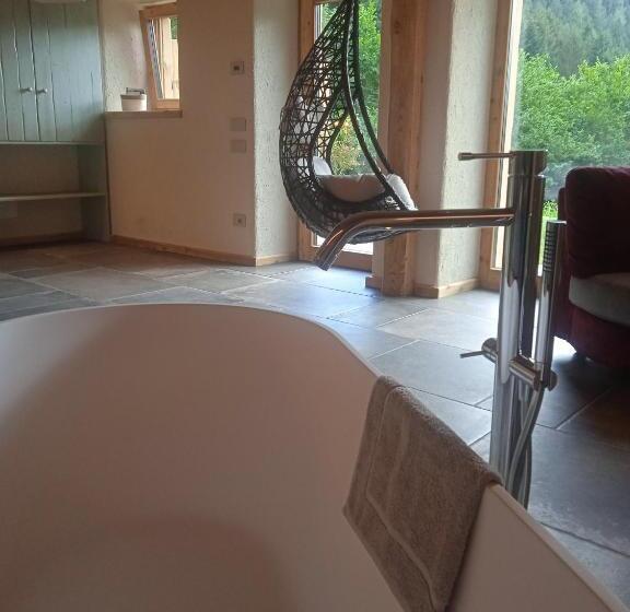 غرفة ديلوكس, Chalet Noèr