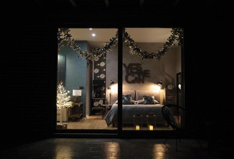 اتاق استاندارد با چشم‌انداز دریاچه, The Lake House