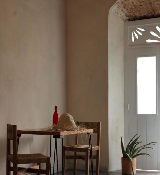 آپارتمان 1 خوابه با بالکن, Fixie Lofts Slow Life Villa