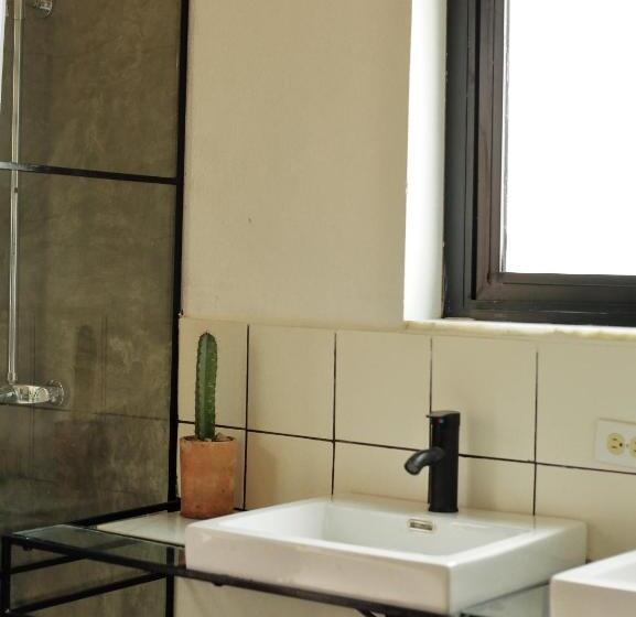 آپارتمان 1 خوابه با تراس, Fixie Lofts Slow Life Villa