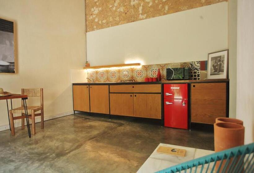 آپارتمان 1 خوابه با تراس, Fixie Lofts Slow Life Villa