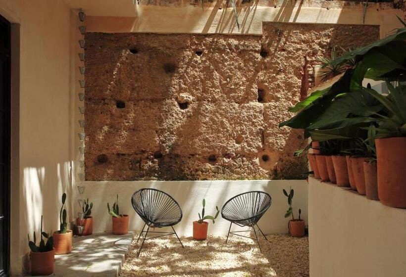 آپارتمان 1 خوابه با بالکن, Fixie Lofts Slow Life Villa