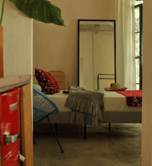 ویلای یک اتاق خوابه با استخر شنا, Fixie Lofts Slow Life Villa