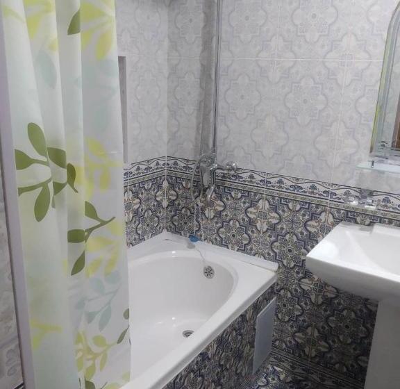 חדר סטנדרט, Al Imran Boutique