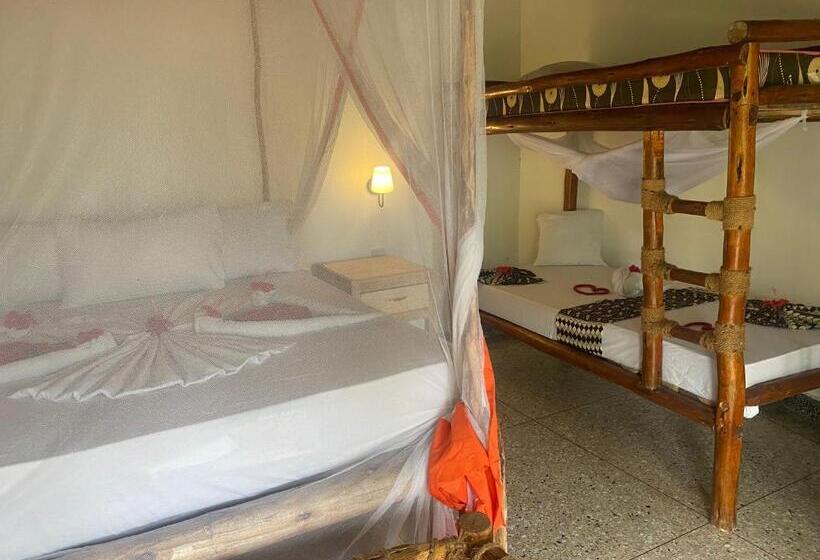 ファミリールーム, Lala Land Lodge