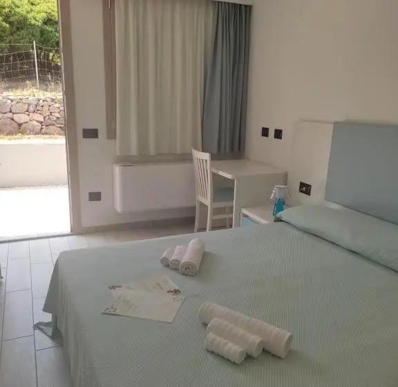 デラックスルーム, Pranos Turismo Rurale Cala Gonone