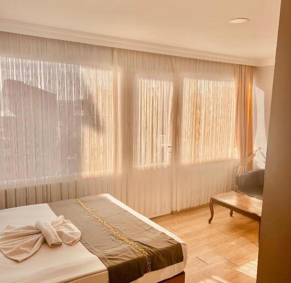 オーシャンビュースタンダードルームバルコニー付き, Otel Grand Sami