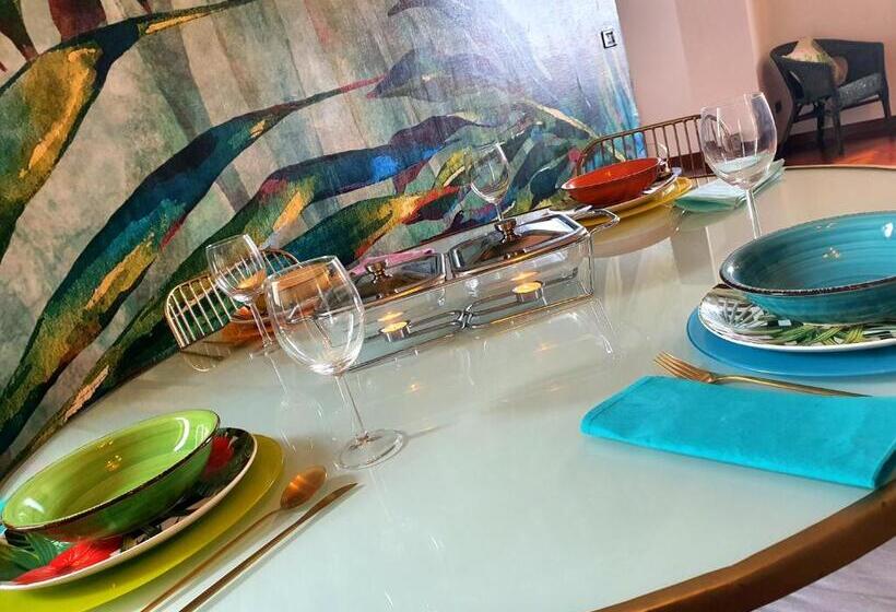 اتاق لوکس, An Deluxe Suites