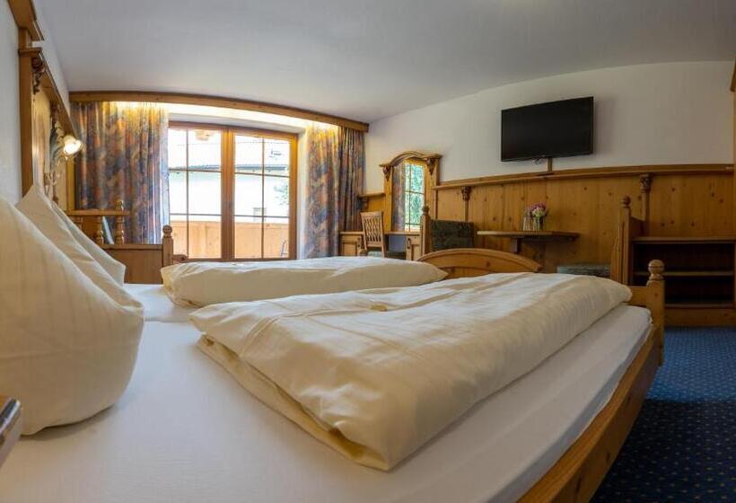 标准间带阳台, Posthotel Erlerwirt