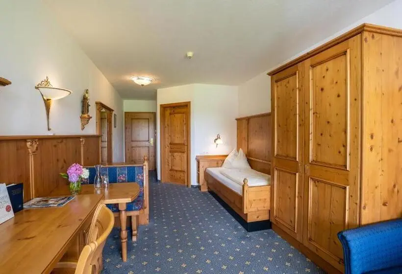 バルコニー付きシングルスタンダードルーム, Posthotel Erlerwirt