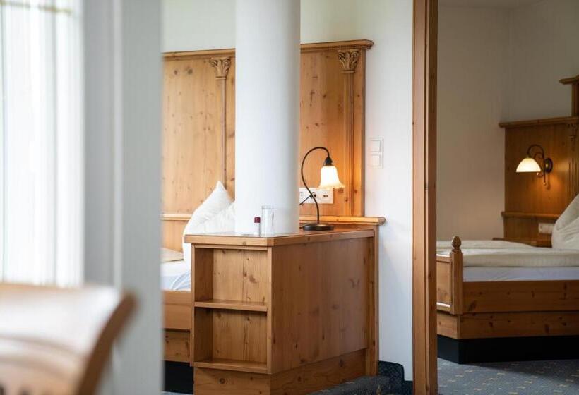 Люкс Вид на Сад, Posthotel Erlerwirt