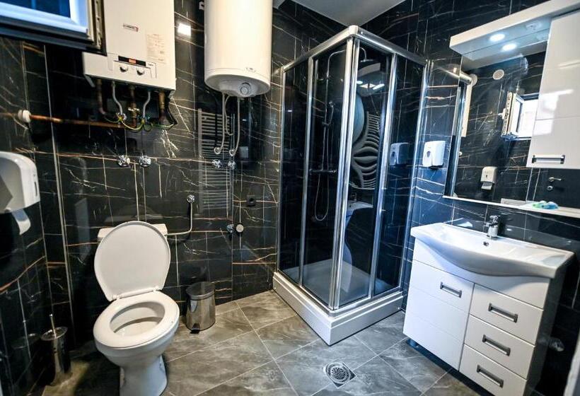 דירת חדר, Respect034