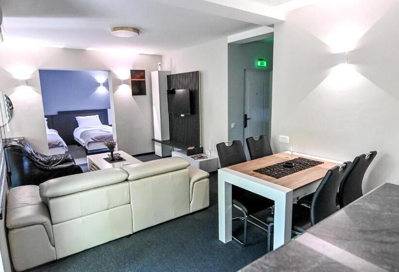 דירת שני חדרים, Respect034