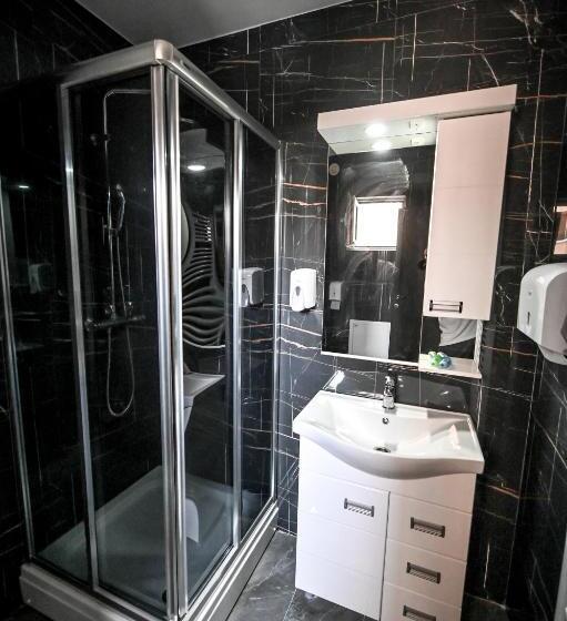 דירת שני חדרים, Respect034