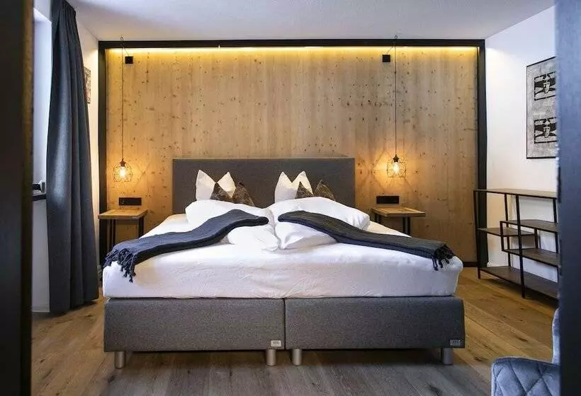 マウンテンビュースタンダードルーム, Berghotel Basur Das Schihotel Am Arlberg