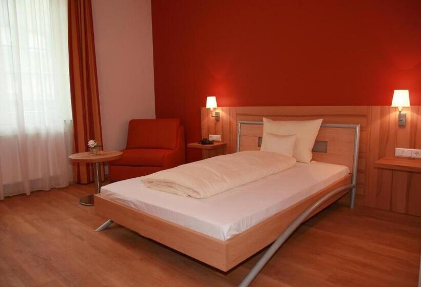 컴포트 싱글 룸, Businesshotel Schramberg