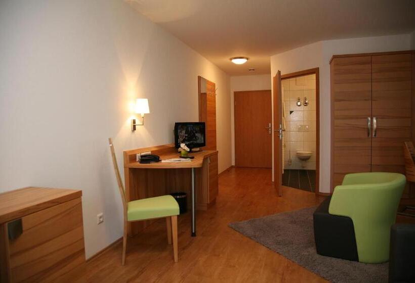 스위트, Businesshotel Schramberg