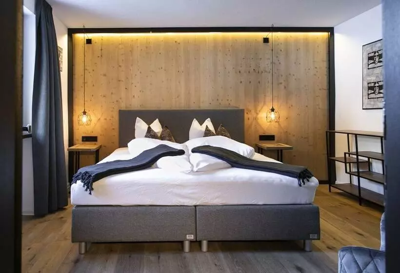 マウンテンビュースタンダードルーム, Berghotel Basur Das Schihotel Am Arlberg