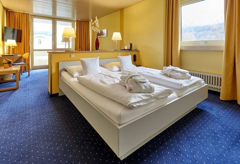 Suite Junior, Bayern Vital