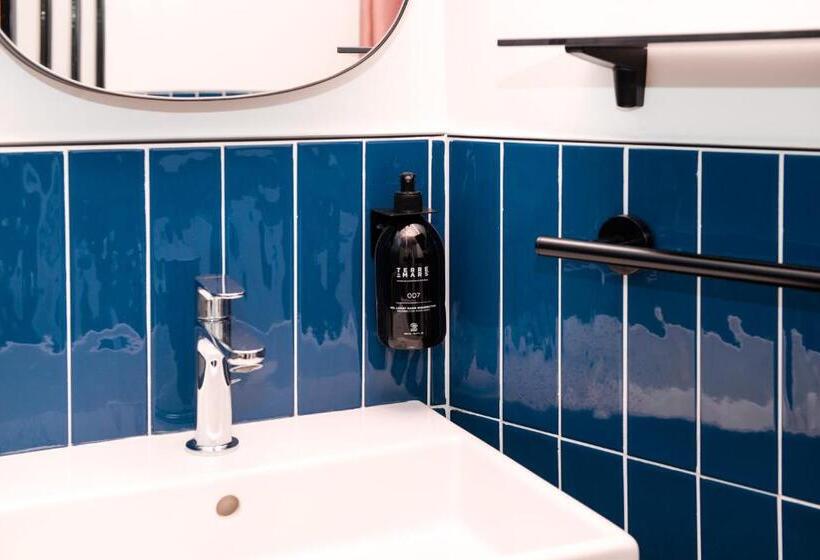 غرفة قياسية, Hôtel Biskui