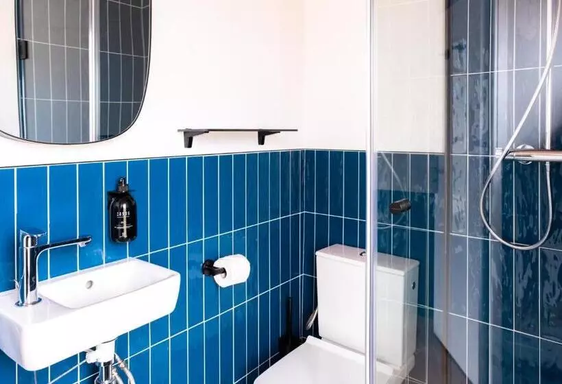 اتاق استاندارد با بالکن, Hôtel Biskui