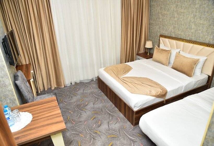 اتاق استاندارد سه نفره, Boulevard Rigs Boutique