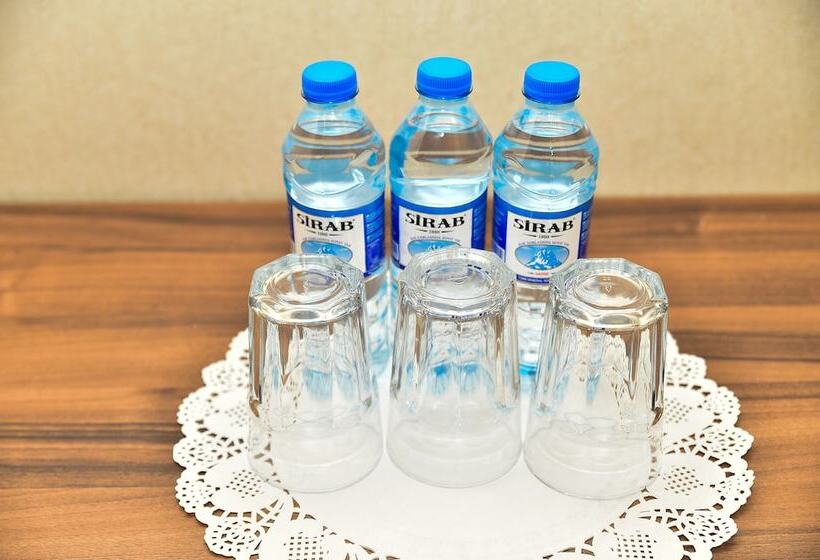 اتاق استاندارد سه نفره, Boulevard Rigs Boutique