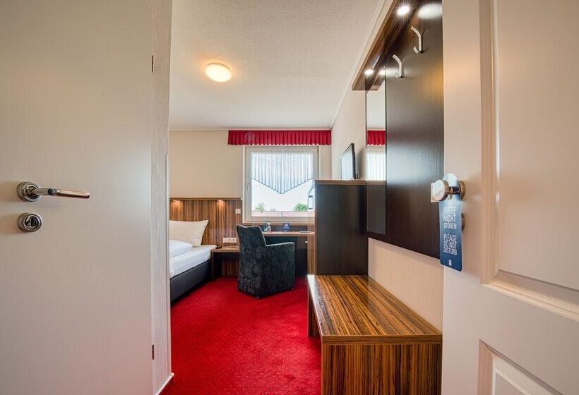 标准单人间, Engeln