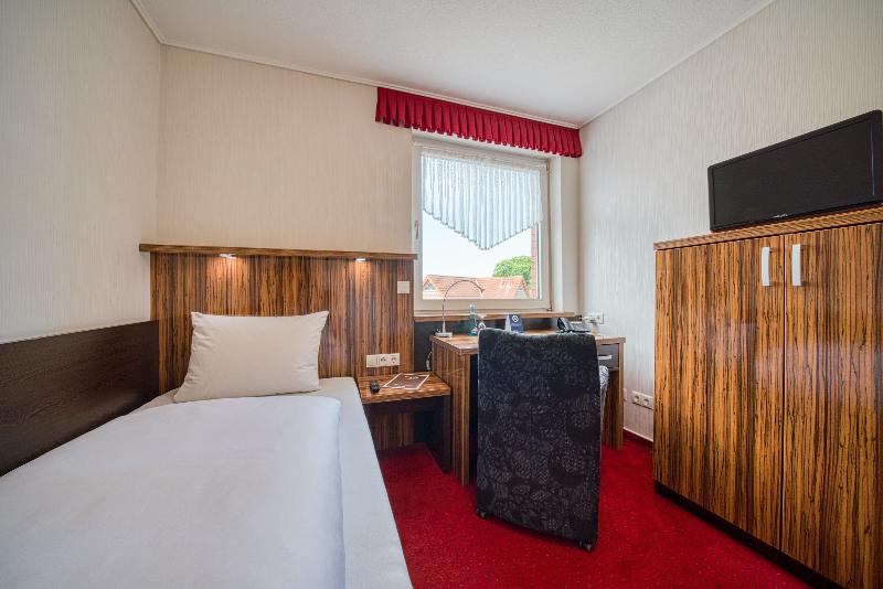 标准单人间, Engeln