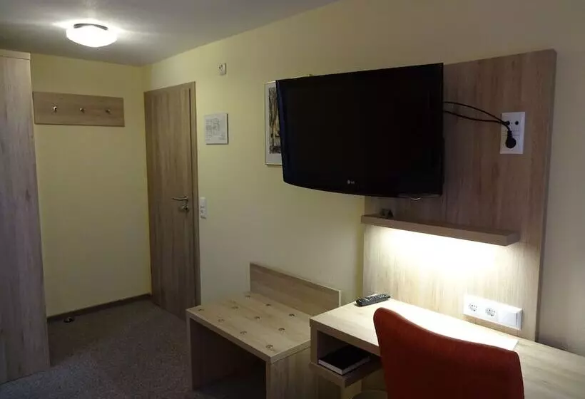 Standard Yhden Hengen Huone, Gasthof Hotel Zum Ross