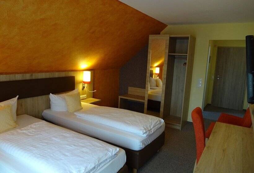 Номер Стандарт, Gasthof Hotel Zum Ross