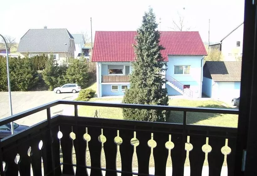 Standard Neljän Hengen Huone, Gasthof Hotel Zum Ross