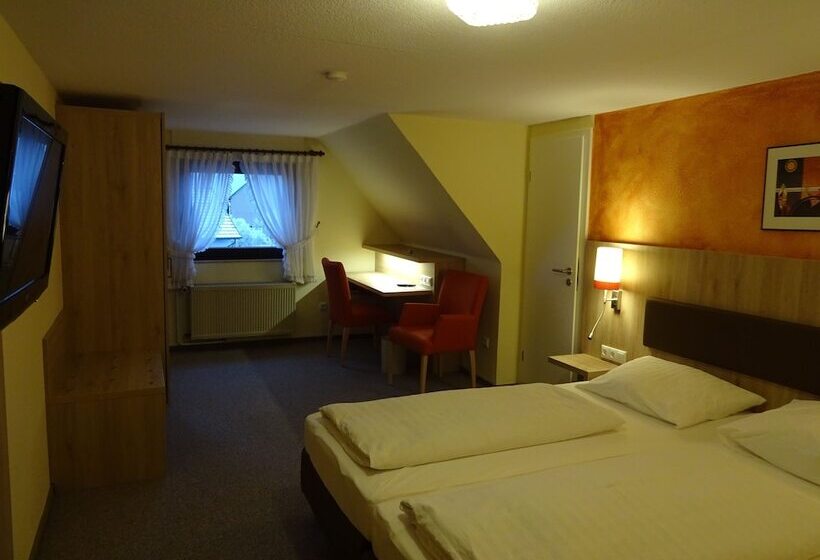 Номер Стандарт, Gasthof Hotel Zum Ross