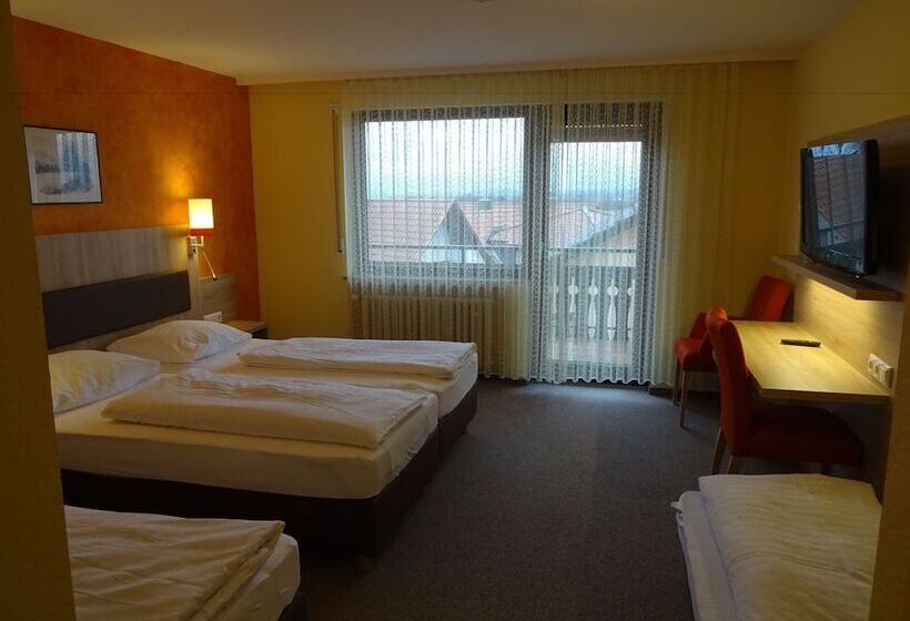 Четырехместный Номер Стандарт, Gasthof Hotel Zum Ross