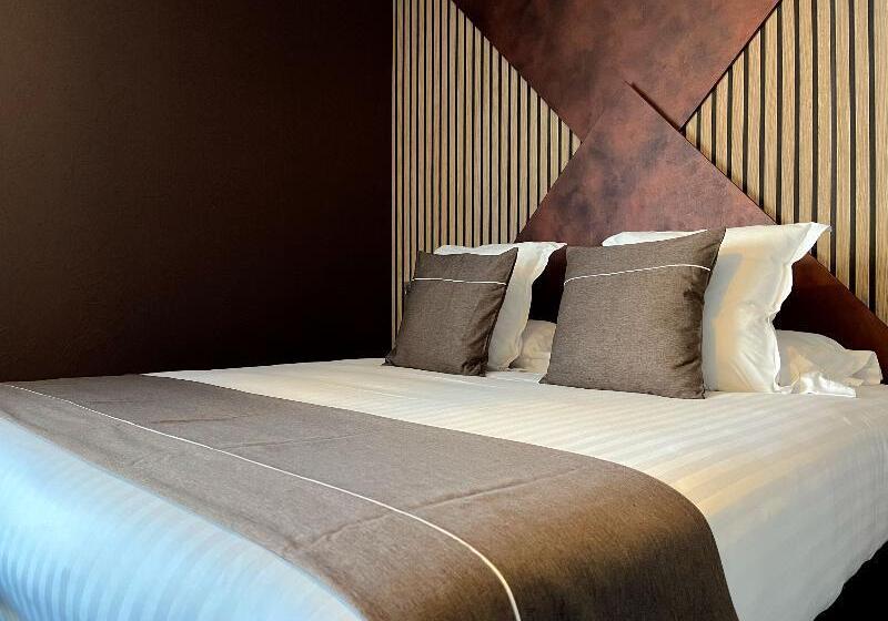 Номер Стандарт, Logis Hôtel Borel