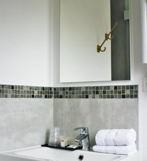 クラブルーム, Hôtel Jules