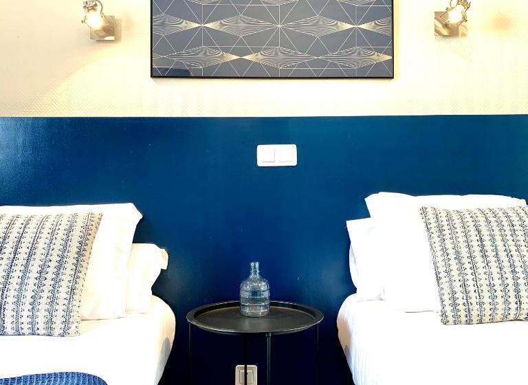 クラブルーム, Hôtel Jules