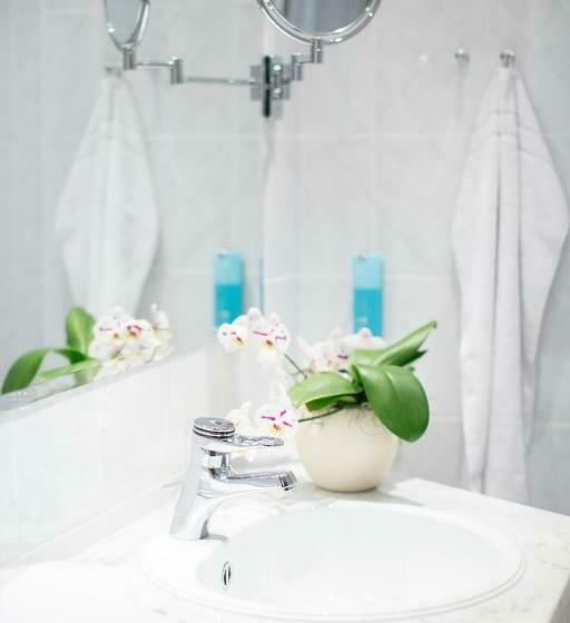 舒适型单人间, Kristall