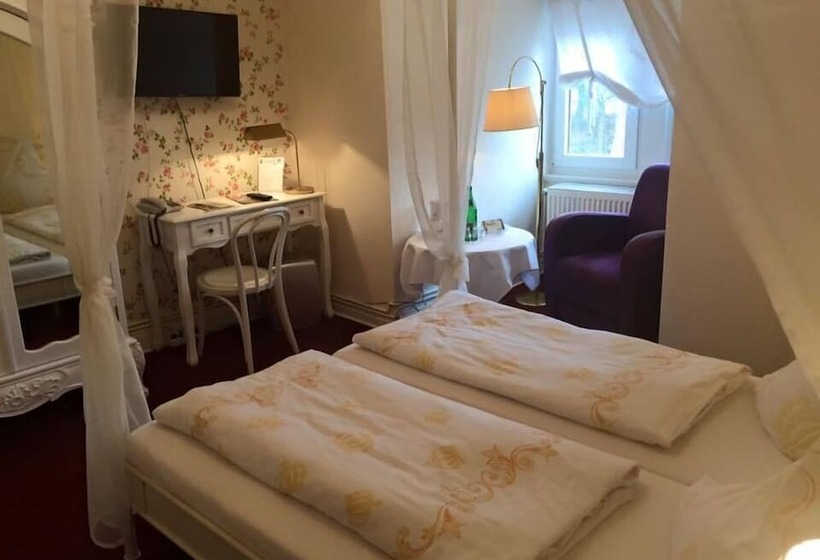 기본룸, Kurvilla Furstin Pauline