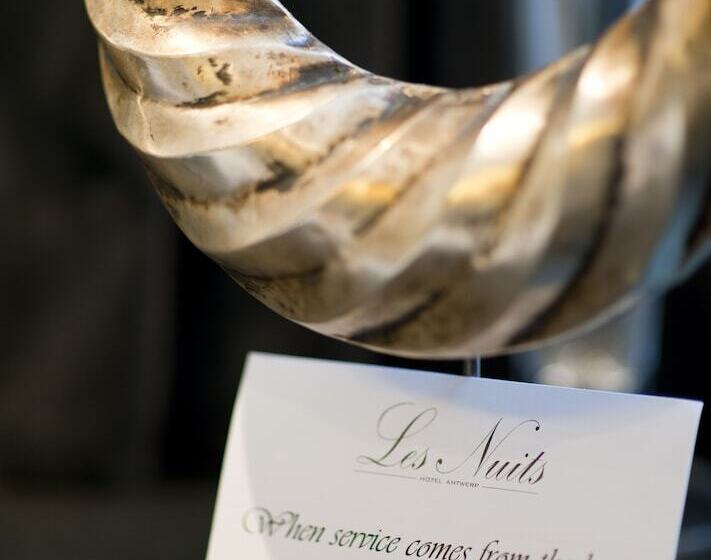 غرفة ديلوكس, Les Nuits