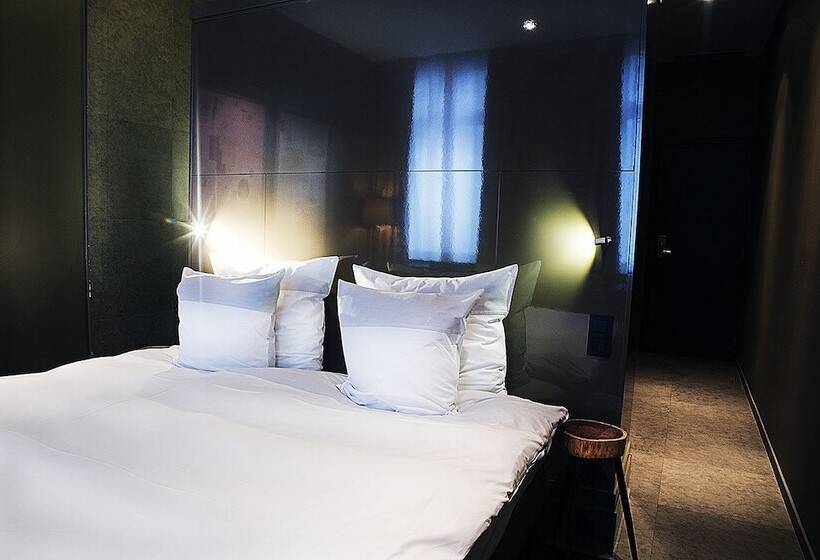 غرفة ديلوكس, Les Nuits